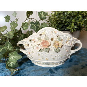 Vtg Matte Ivory Colored Vase Flower/Floral Pink Embossed Flowers/Double Handles